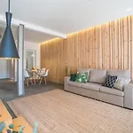 Wood & Garden 公寓 *
