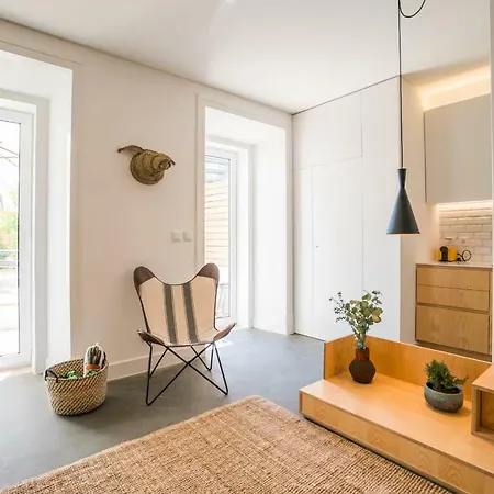 Apartment Wood & Garden Lisbon